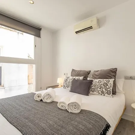 Cardenal Spinola Duplex Center By Valcambre Διαμέρισμα *